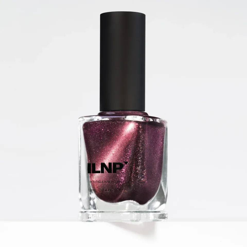 ILNP Winter Sugar Plum nagellack magnetiskt mauve