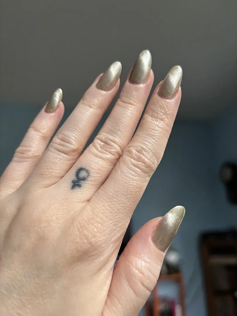 Cirque Colors Mother of Pearl nagellack magnetisk pärlemor