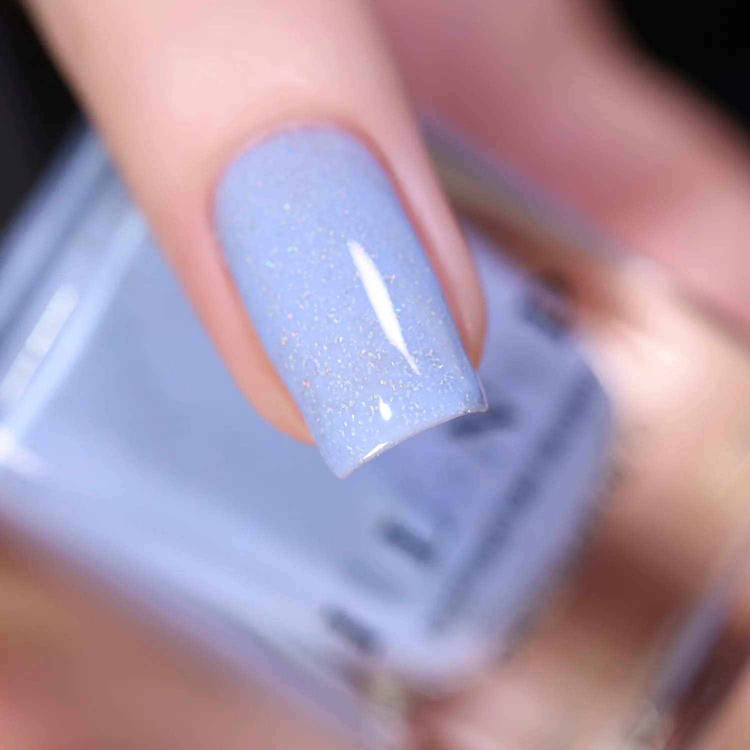 ILNP At Sea Carried Away nagellack duvblå jelly holo