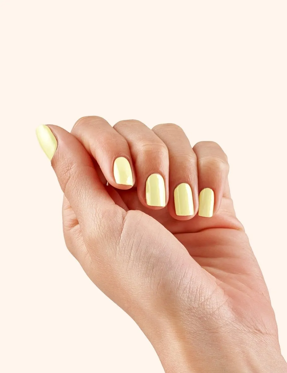 Le Mini Macaron Le Sweet Chamomile nagellack ljusgul