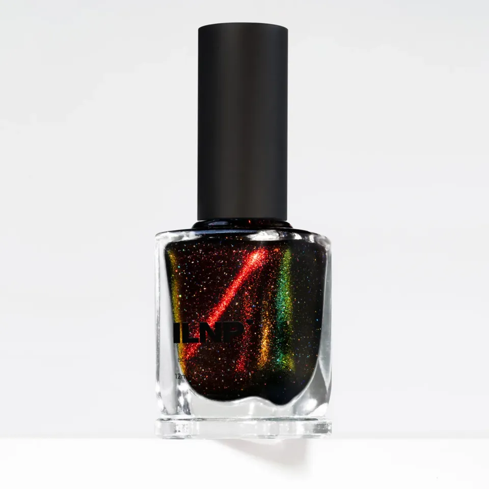 ILNP Nightlife Roulette nagellack röd magnetisk