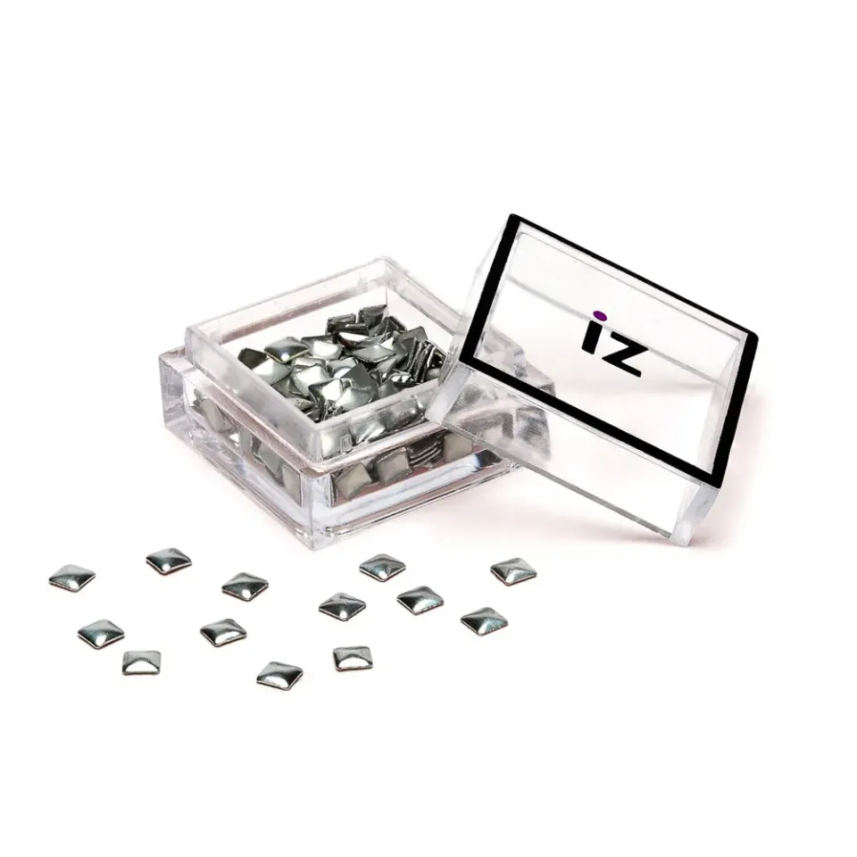 Iz Beauty Nail Art Studs nagelsmycken 60p silver fyrkant