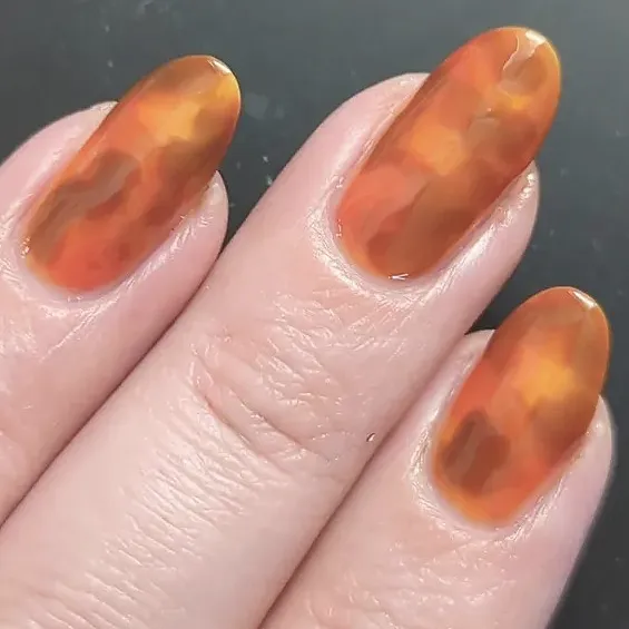 Cirque Colors Mahogany Jelly nagellack varmbrun jelly
