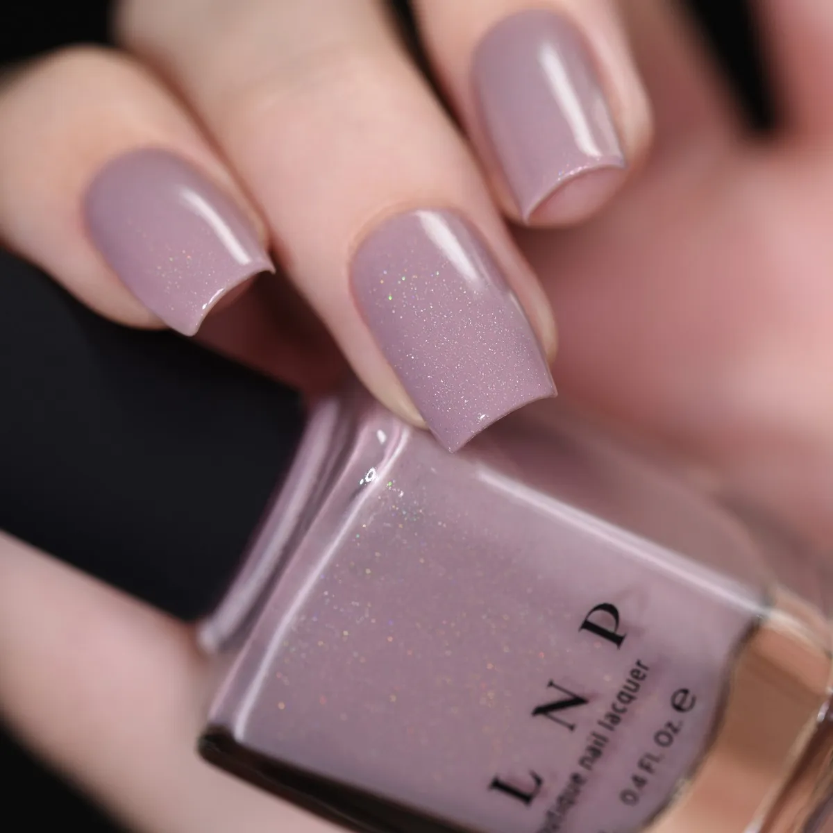 ILNP Internship nagellack dammig plommonlila