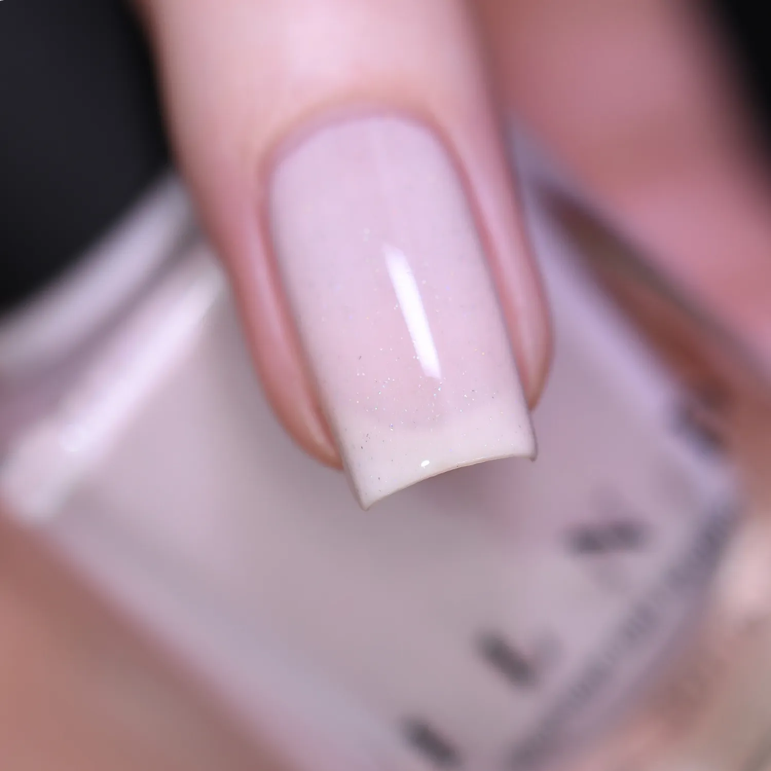 ILNP Keepsake nagellack krämvit holografisk