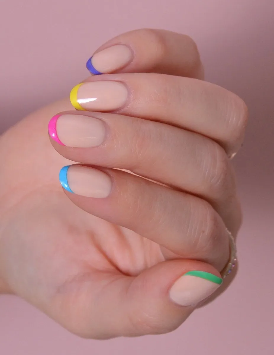 Le Mini Macaron Rainbow Vibes nagelstickers mini