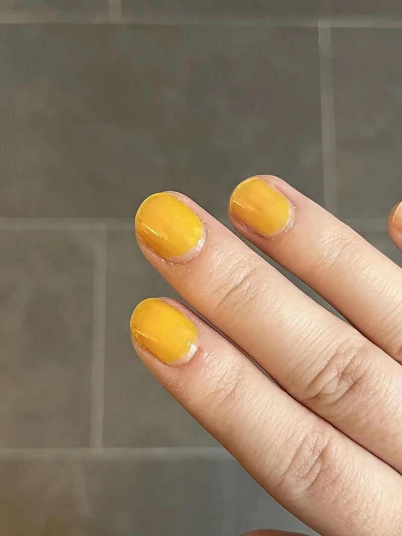 Cirque Colors Piña Jelly nagellack gul transparent
