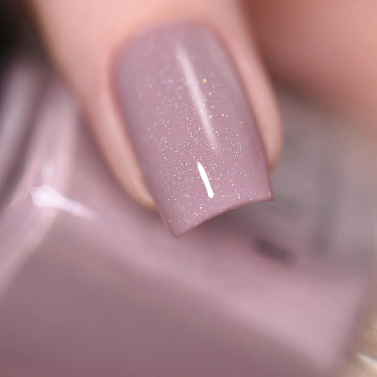 ILNP Internship nagellack dammig plommonlila