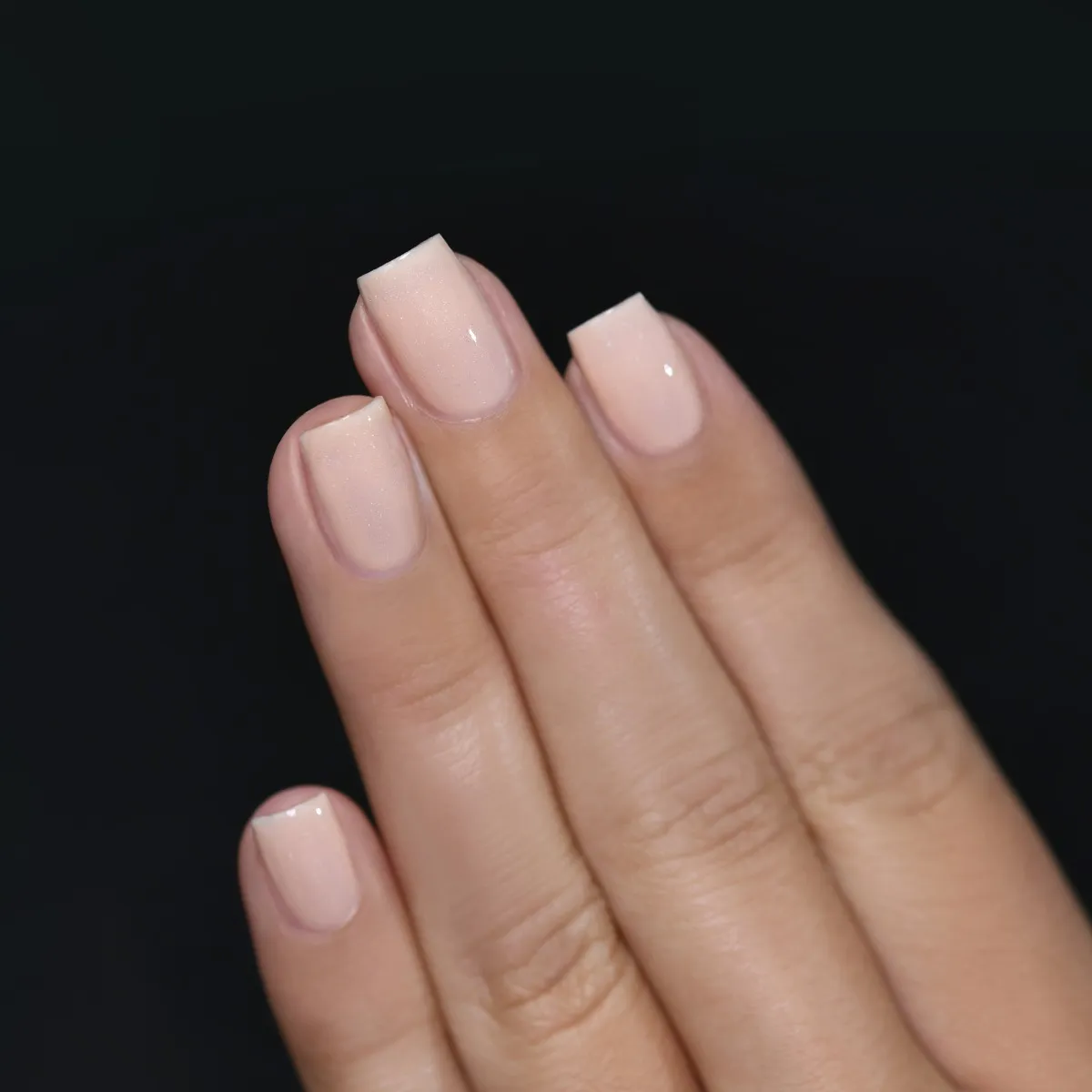ILNP Nine to Five Rumor Has It nagellack holografiskt