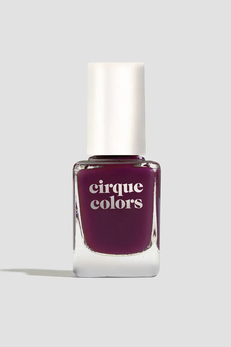 Cirque Colors La Vie Boheme nagellack mörklila crème