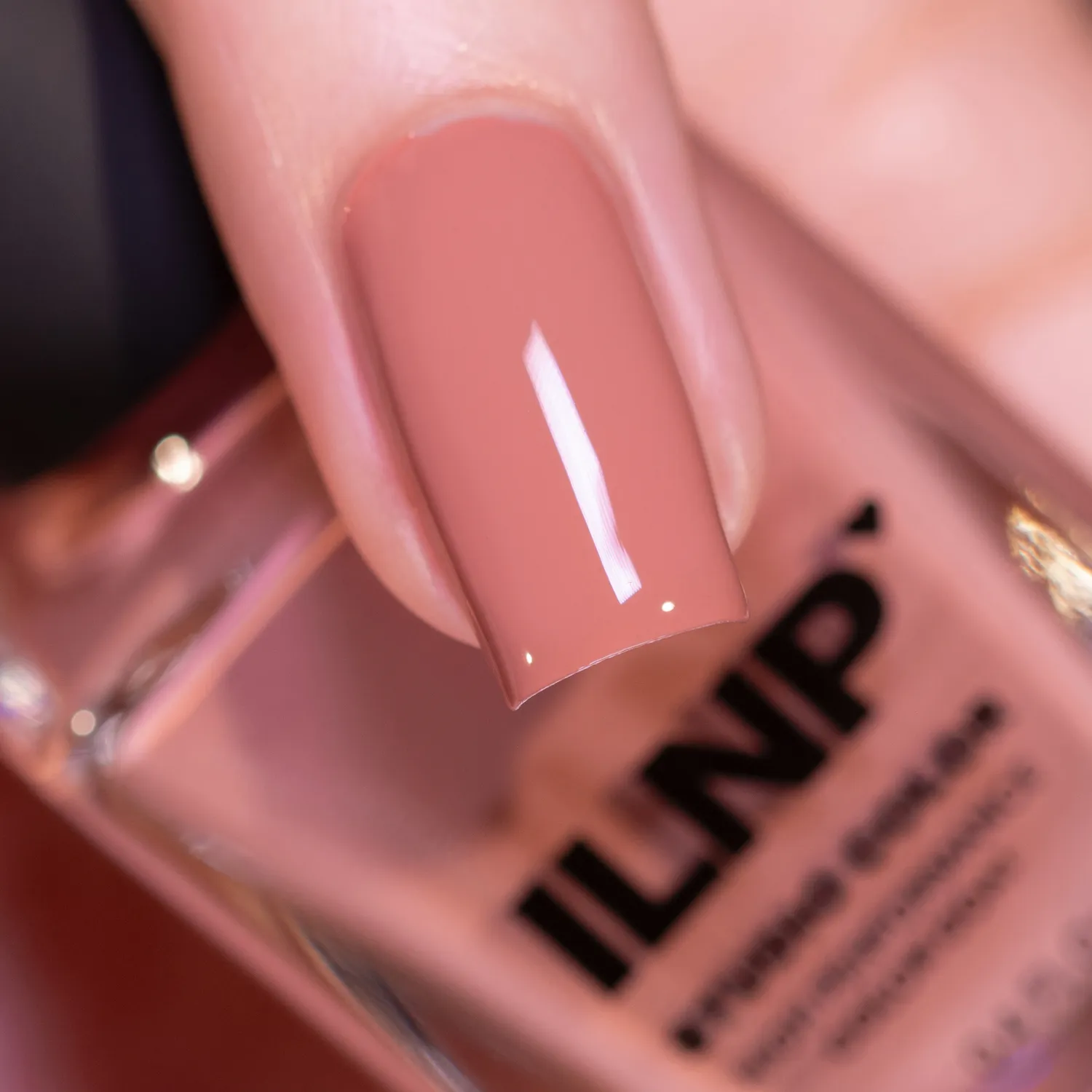 ILNP Rosewood nagellack terrakotta kräm