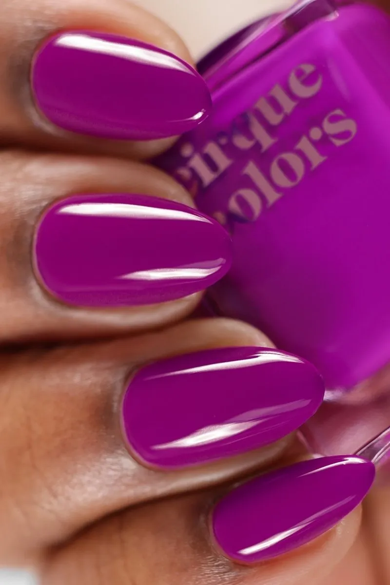 Cirque Drama Queen nagellack neon lila-magenta