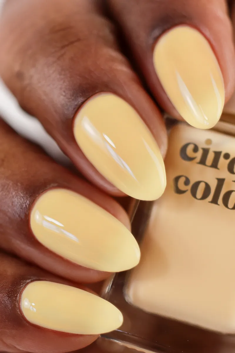 Cirque Colors Lemon Drops crellylack pastellgul