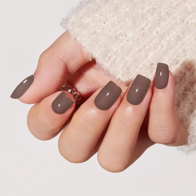 Modelones Fall Grey Brown lösnaglar kort fyrkant 32p