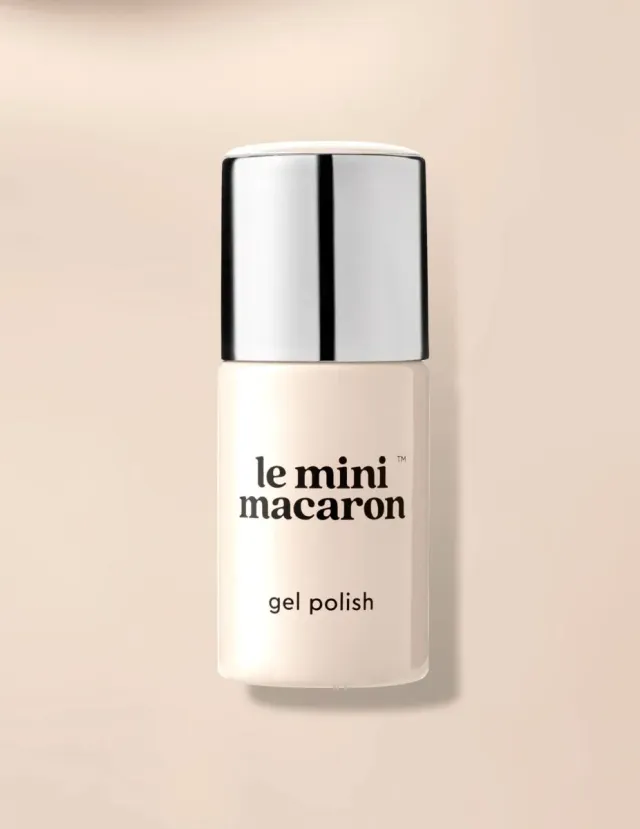 Le Mini Macaron Oat Milk gellack mjölkig beige