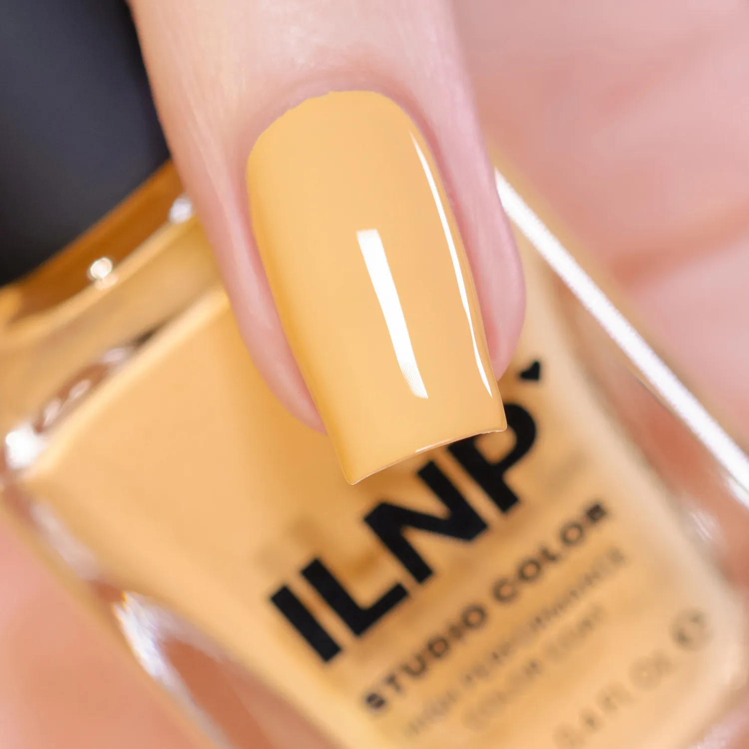 ILNP Honeybee nagellack honungsgul kräm