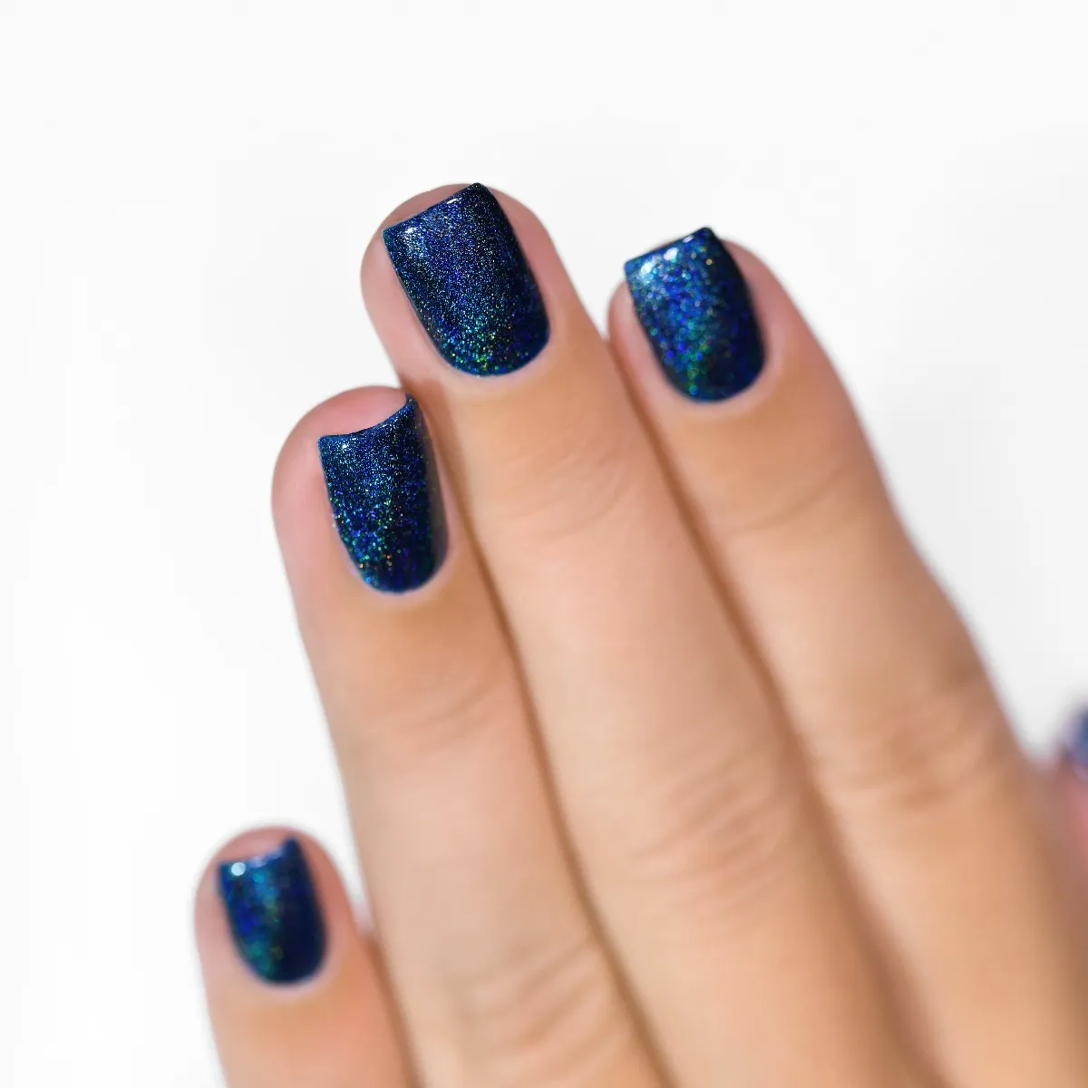 ILNP Isabella nagellack petrolblå holografiskt