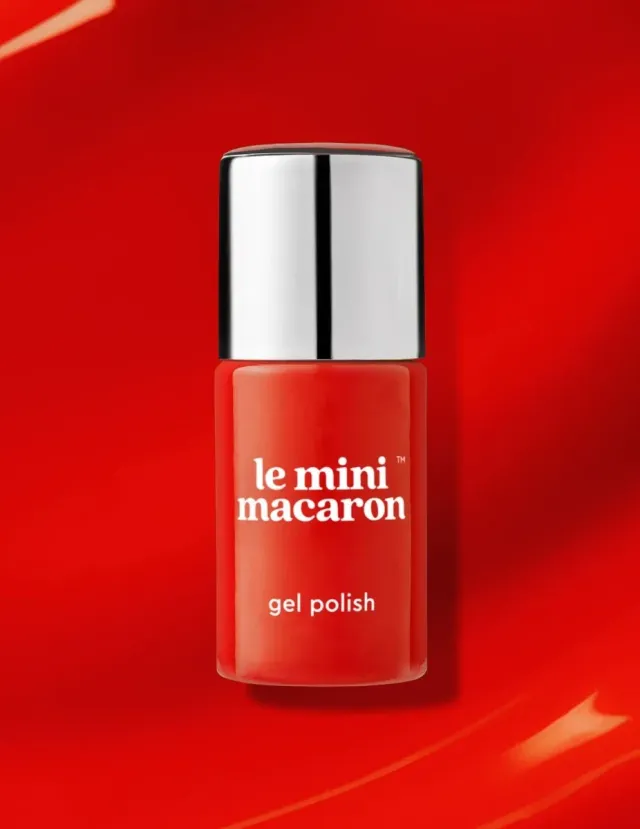 Le Mini Macaron Retro Red gellack klarröd täckande