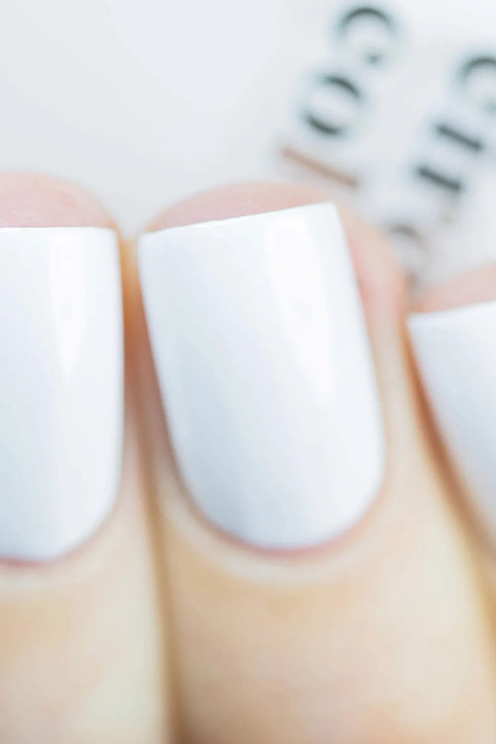 Cirque Colors Carpe Diem nagellack vit kräm
