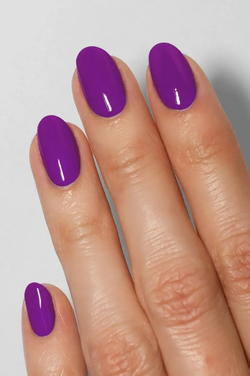 Cirque Colors Vice 2026 Lean nagellack neonlila kräm
