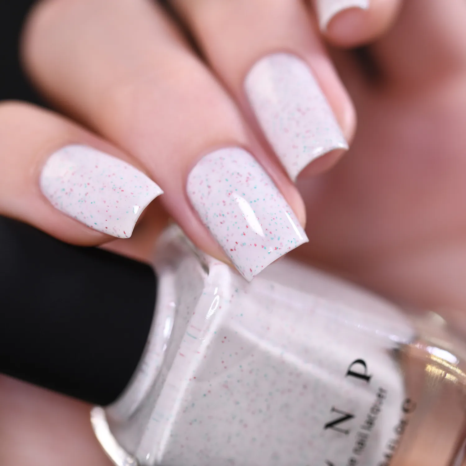 ILNP nagellack Christmas Cookie vit flakig