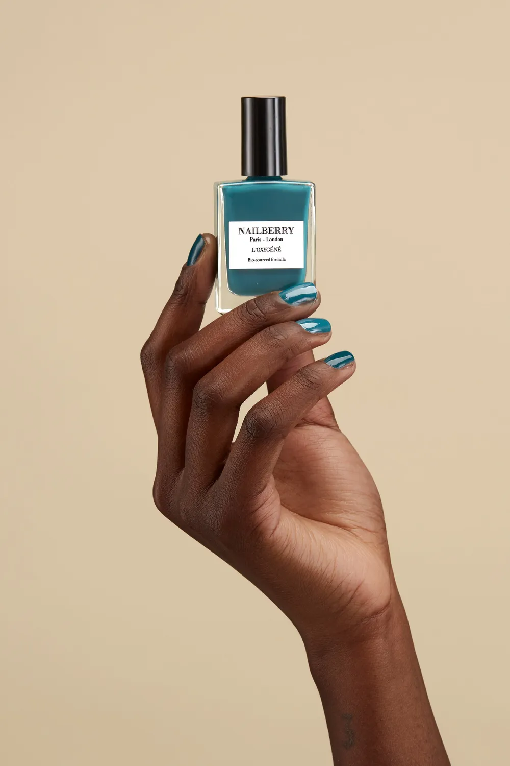 Nailberry Santorini nagellack 14 ml – turkos täckande