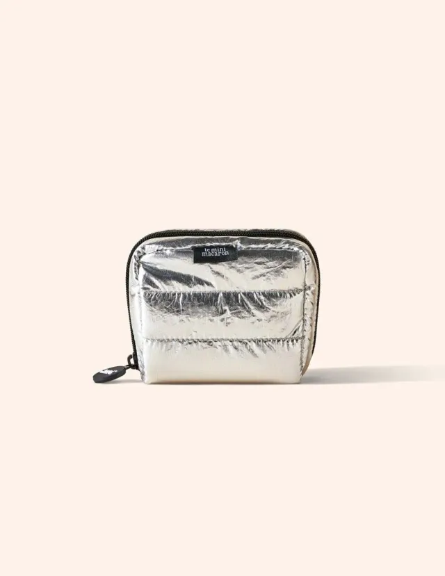 Le Mini Macaron Small Travel Pouch necessär Disco Silver avtorkbar