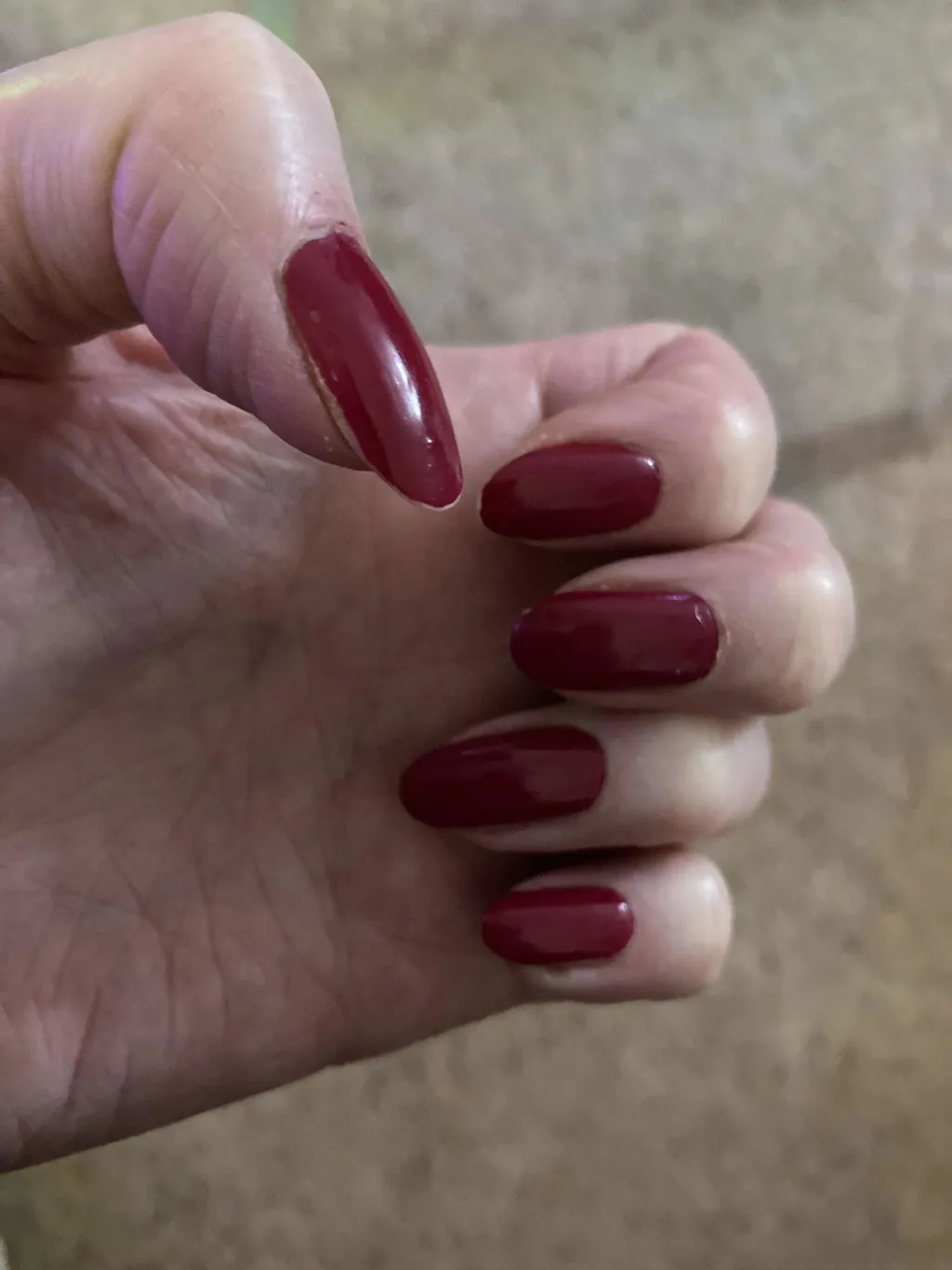 Nailberry Strawberry Jam nagellack 14 ml mörkröd opaque