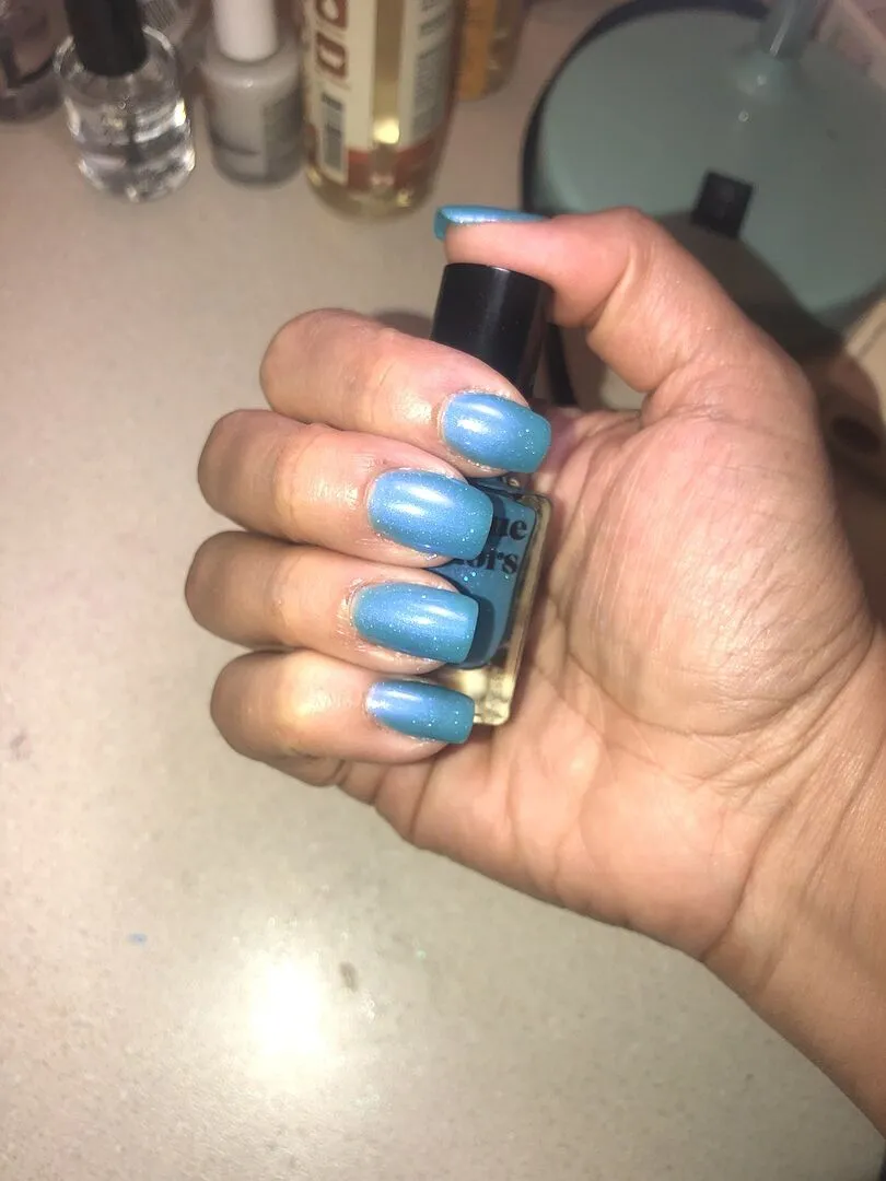Cirque Colors Nocturne nagellack mörkblått skimmer