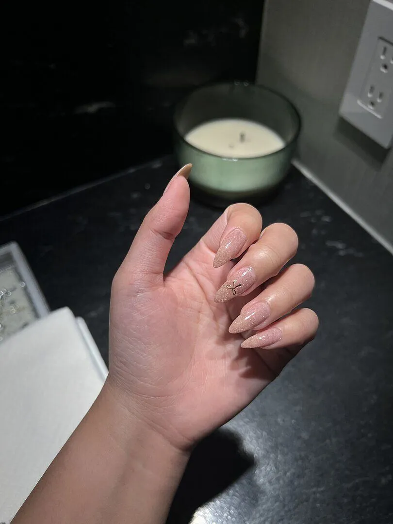 Cirque Colors Georgette nagellack sheer mauve