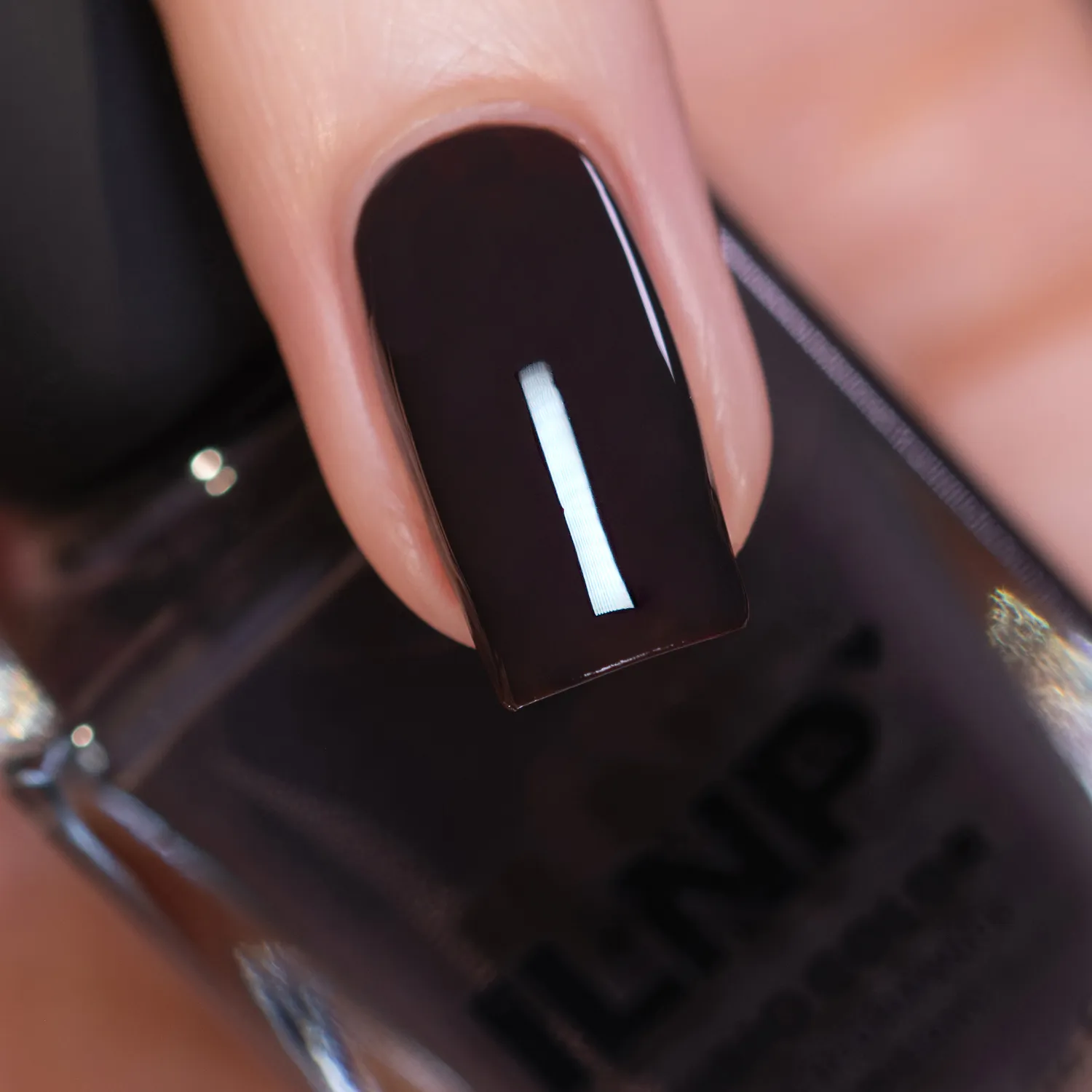 ILNP Studio Color Truffle nagellack mörkbrun kräm