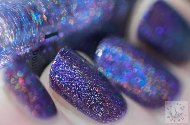 ILNP Ultra Holo Walking Home nagellack druvlila holografiskt