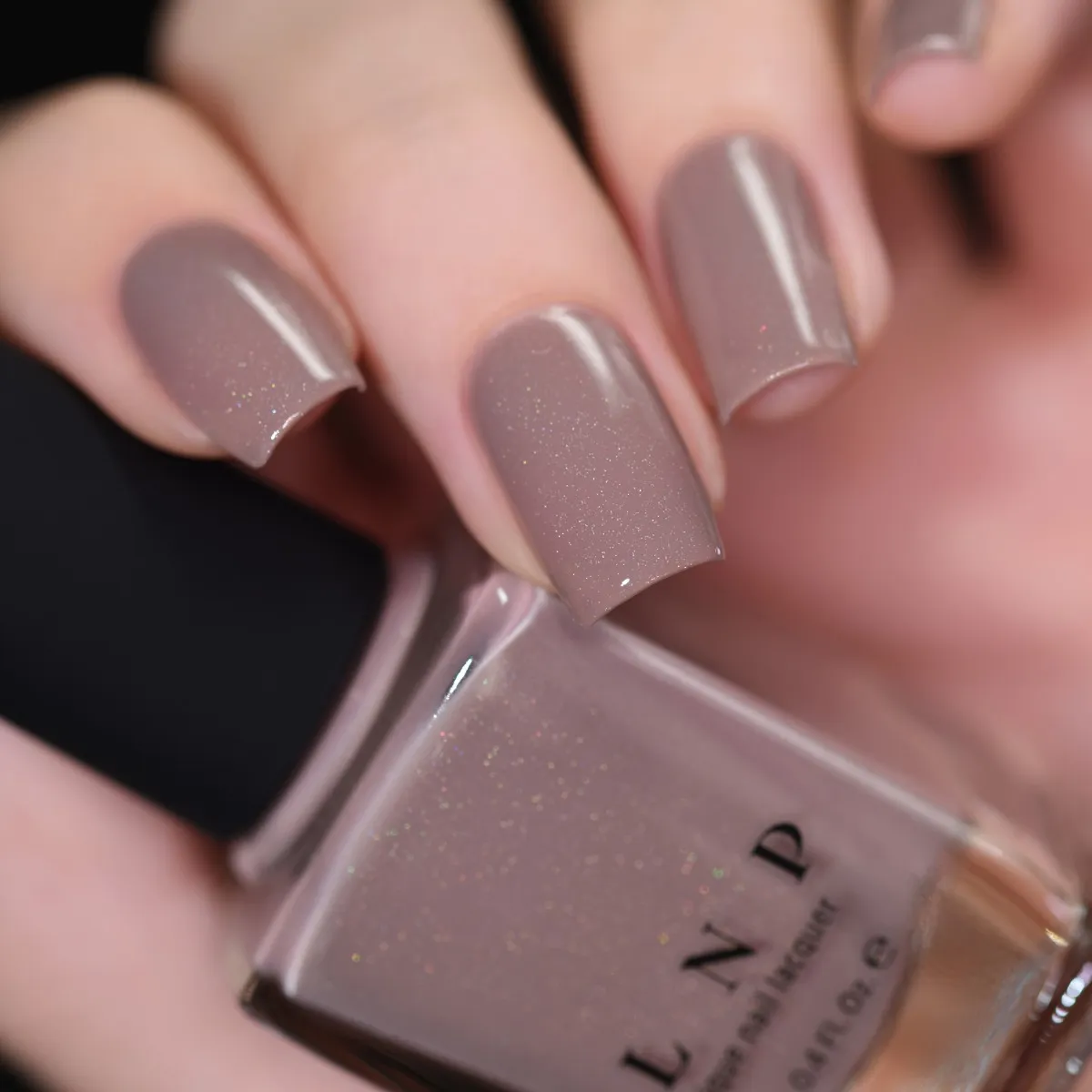 ILNP Nine to Five Coffee Run nagellack neutral holo