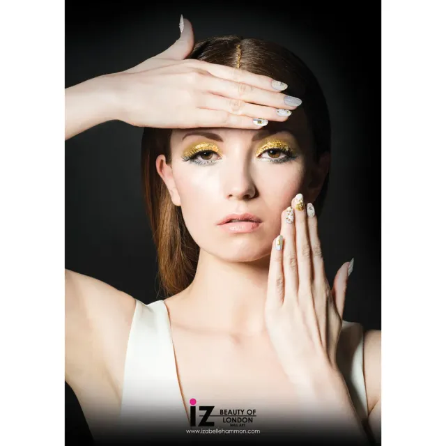 Iz Beauty Metallics nagelposter A2 salong