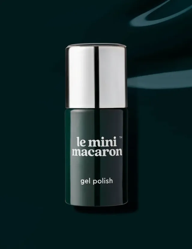 Le Mini Macaron Wintergreen gellack mörkgrön täckande