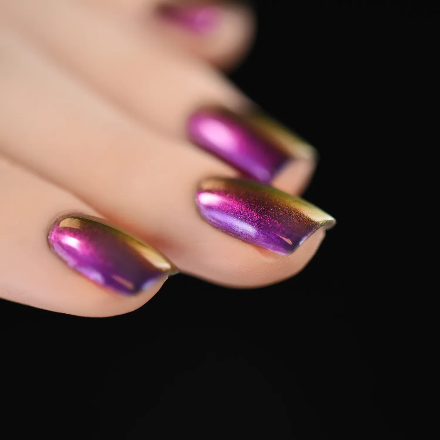 ILNP Ultra Chrome Peace nagellack blå kameleont