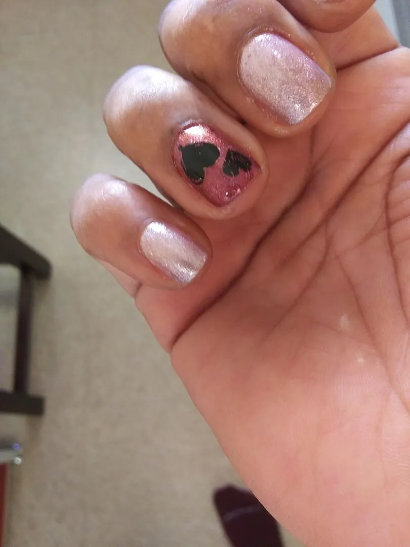 Cirque Colors Kinetic nagellack magnetiskt vinröd jelly