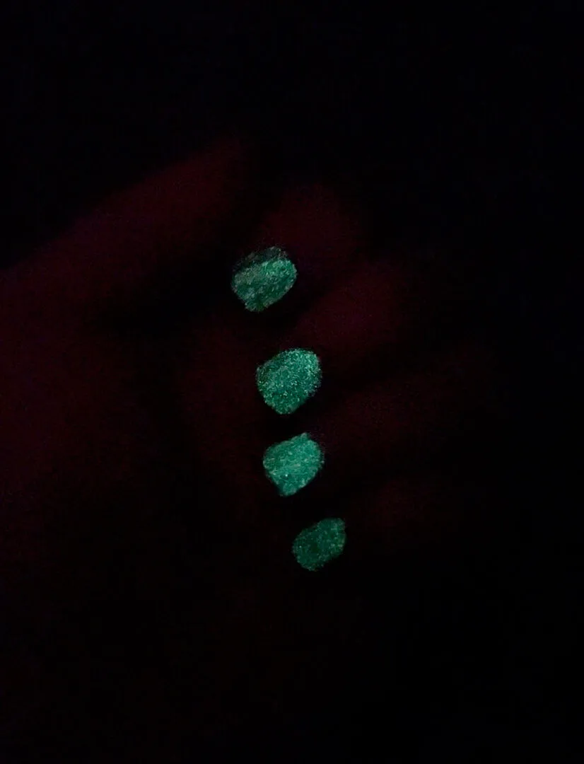 Cirque Colors Phantom Glow topplack självlysande grön