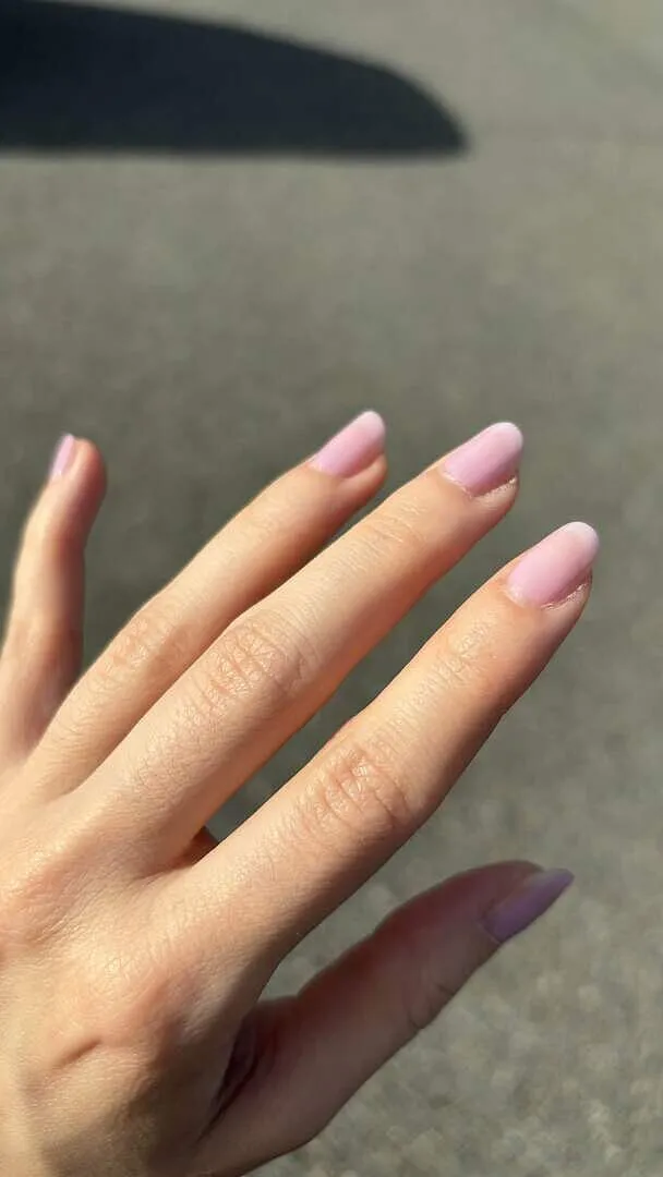 Cirque Colors Lavender Sky nagellack sheer lila