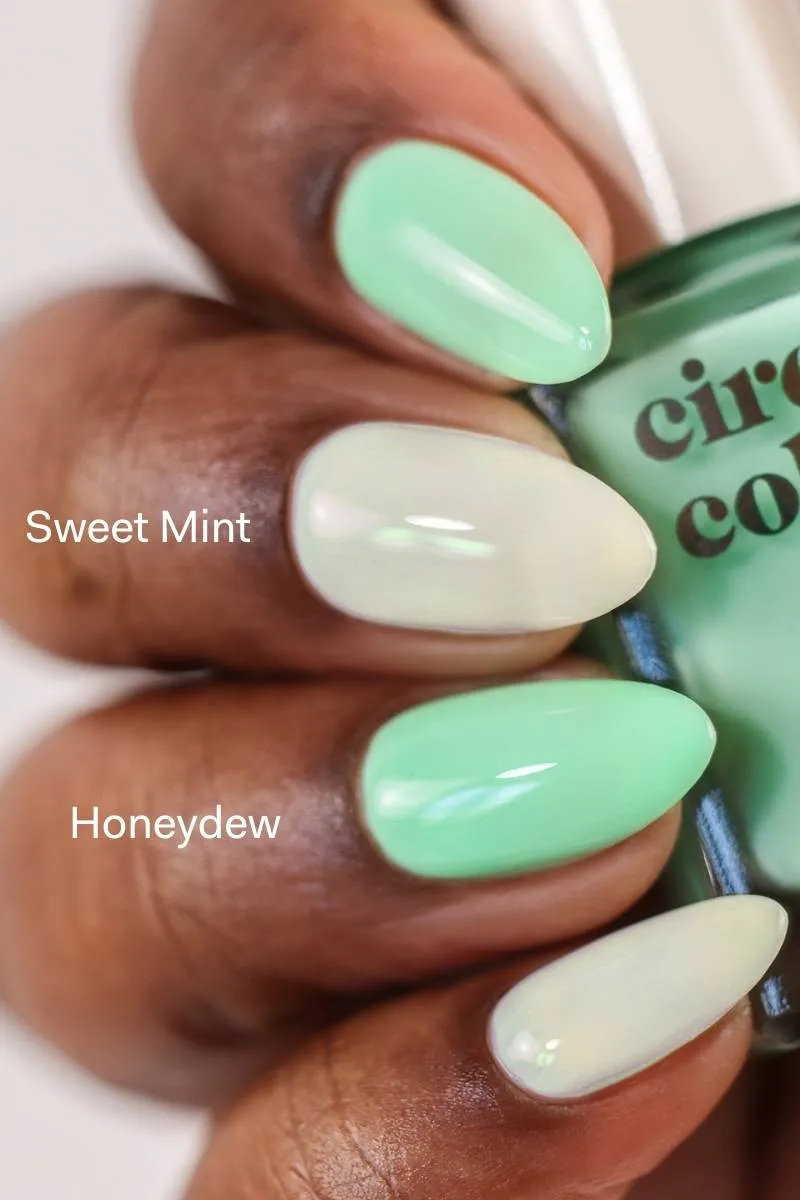Cirque Colors Honeydew crelly nagellack pastellgrön