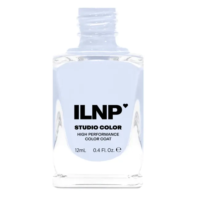 ILNP Snow Day Flurry nagellack ljusblå kräm