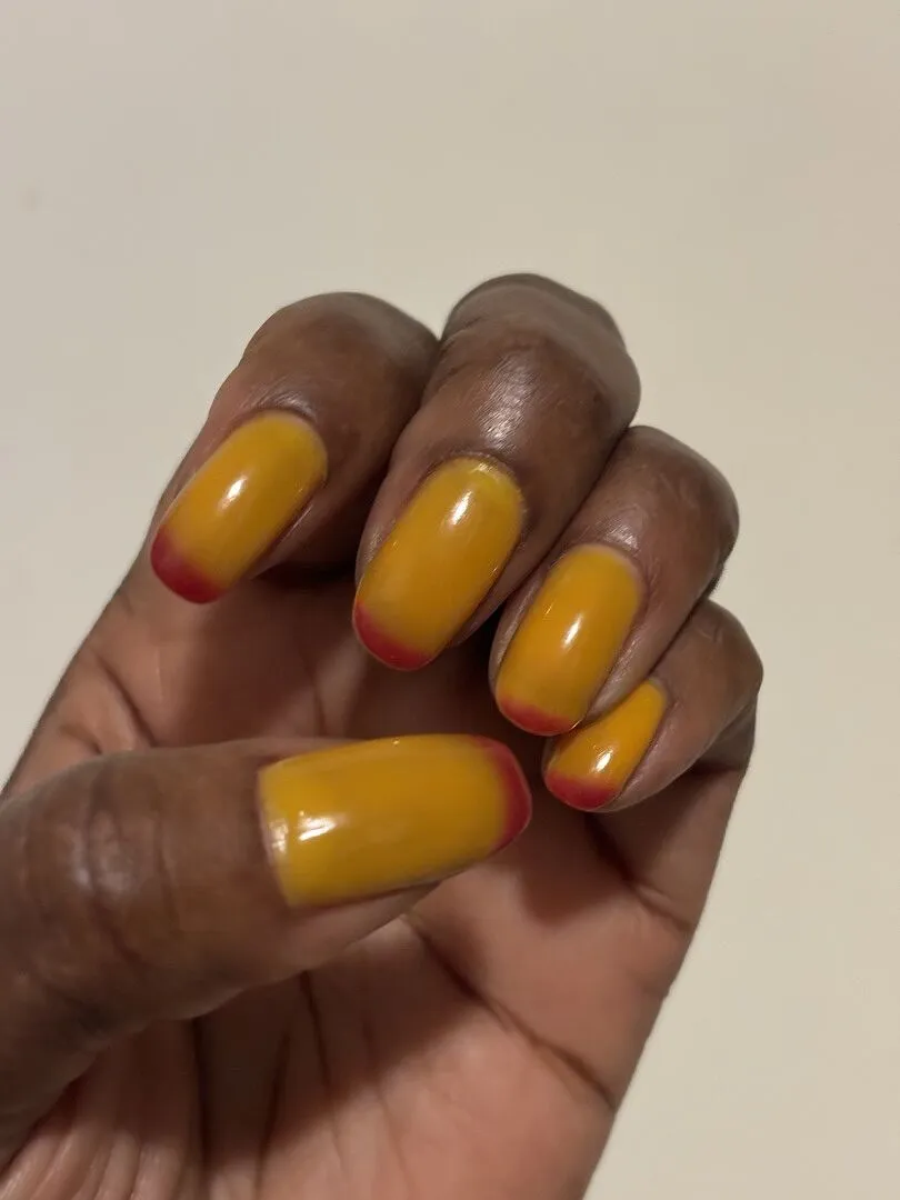 Cirque Colors Tequila Sunrise nagellack termisk matt
