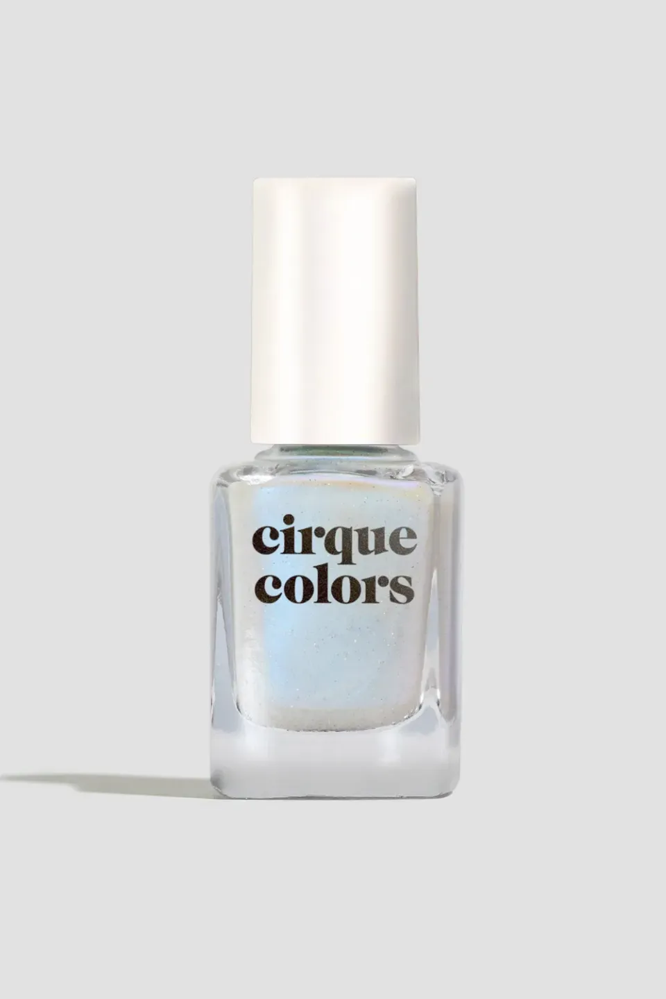 Cirque Colors Mystic Moonstone nagellack mjölkvit shimmer