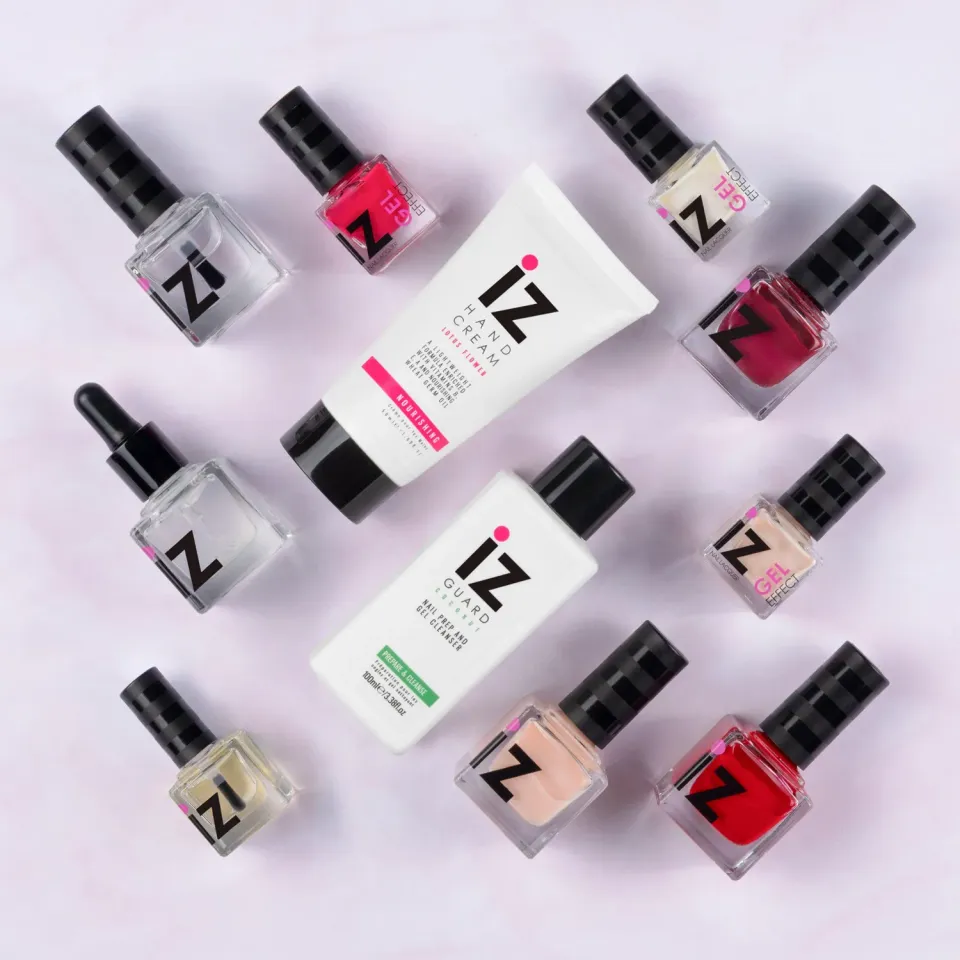 Iz Beauty Manicure Course manikyrkurs med startkit online ackrediterad