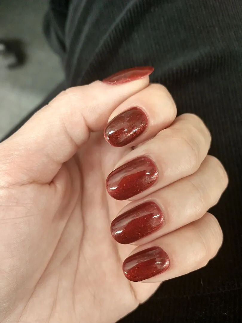 Cirque Colors Ruby Slipper magnetlack mörkröd