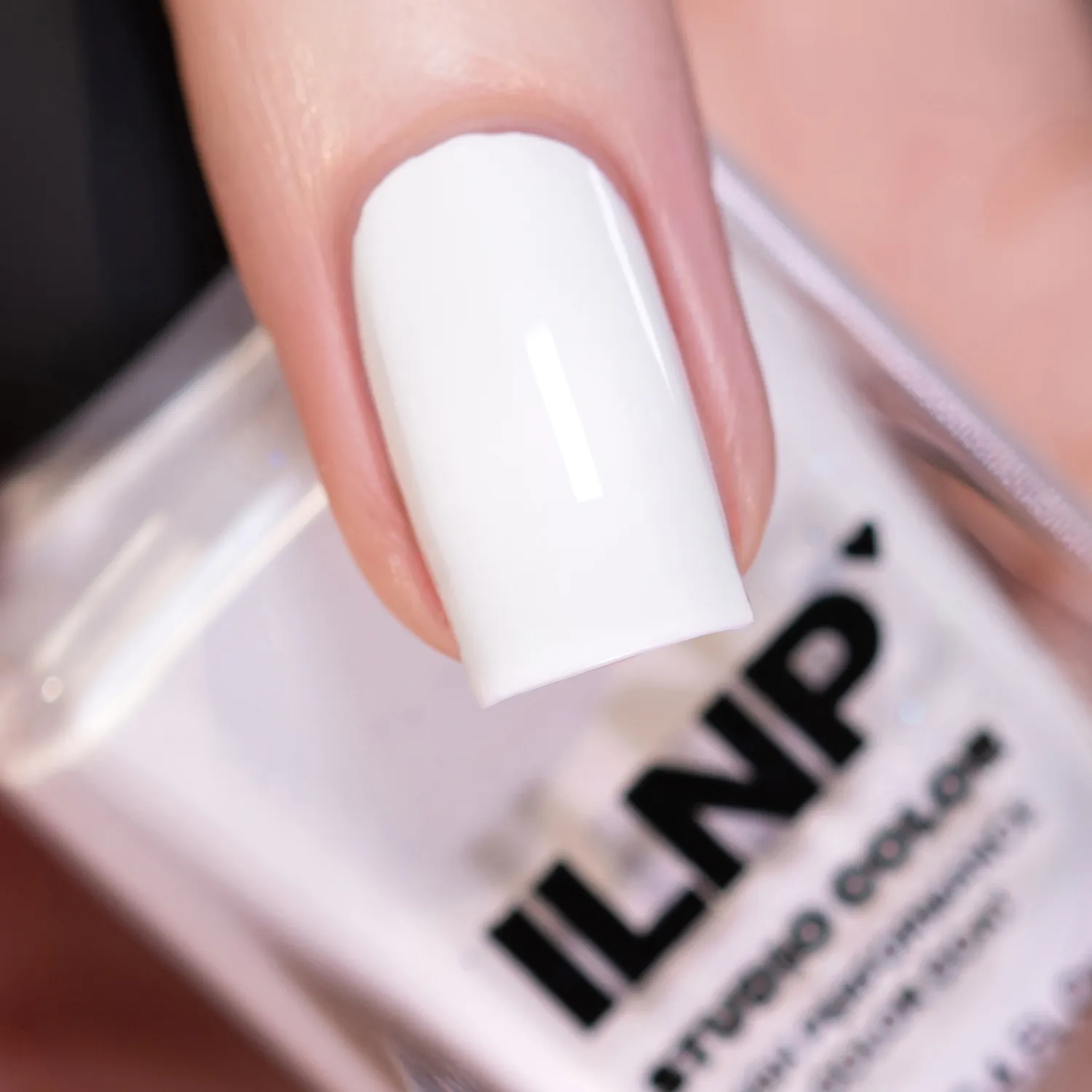 ILNP Studio Color Canvas nagellack vit kräm