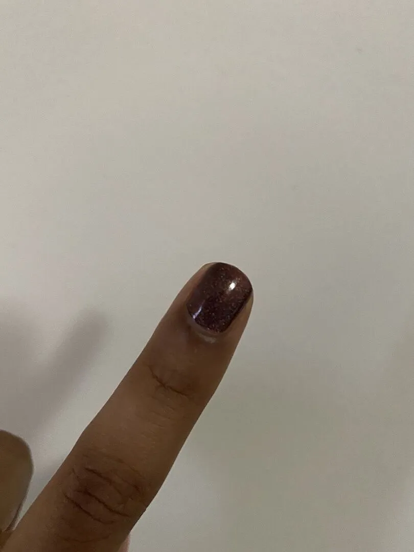 Cirque Colors Pony Up nagellack mörkbrun holografisk
