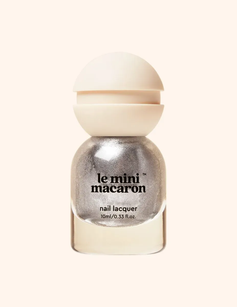 Le Mini Macaron Silver Glow nagellack metallic