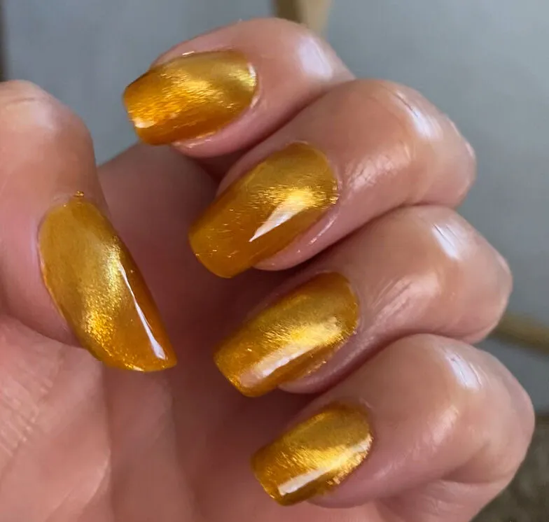Cirque Colors Hidden Hue nagellack orange magnetisk