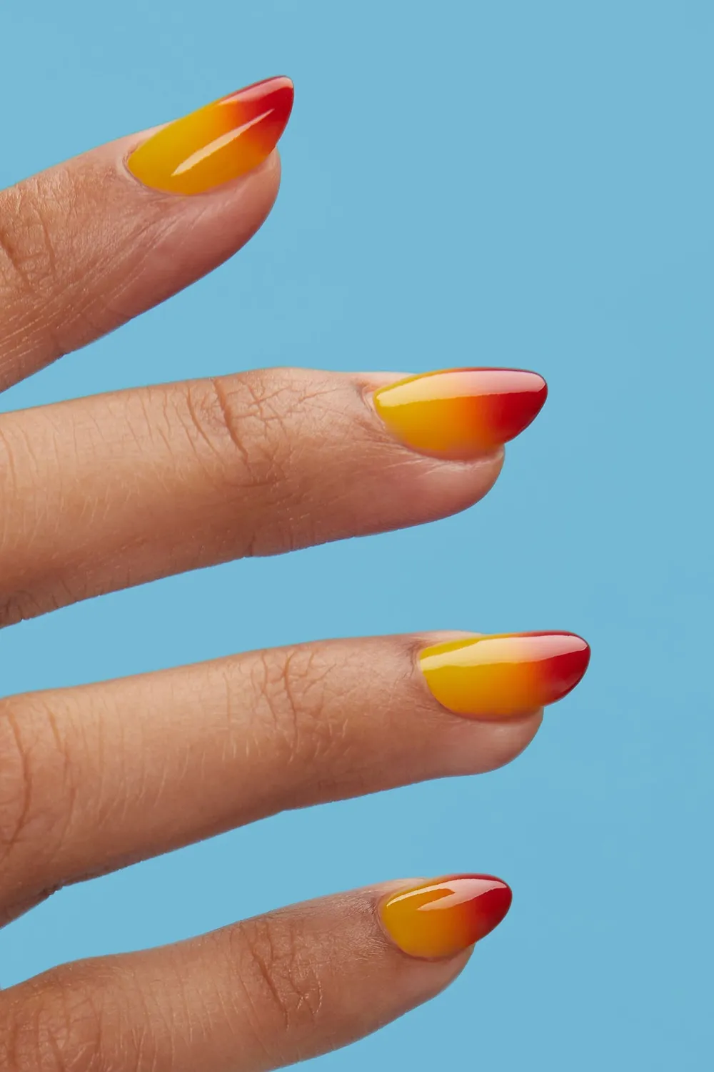 Cirque Colors Tequila Sunrise nagellack termisk matt